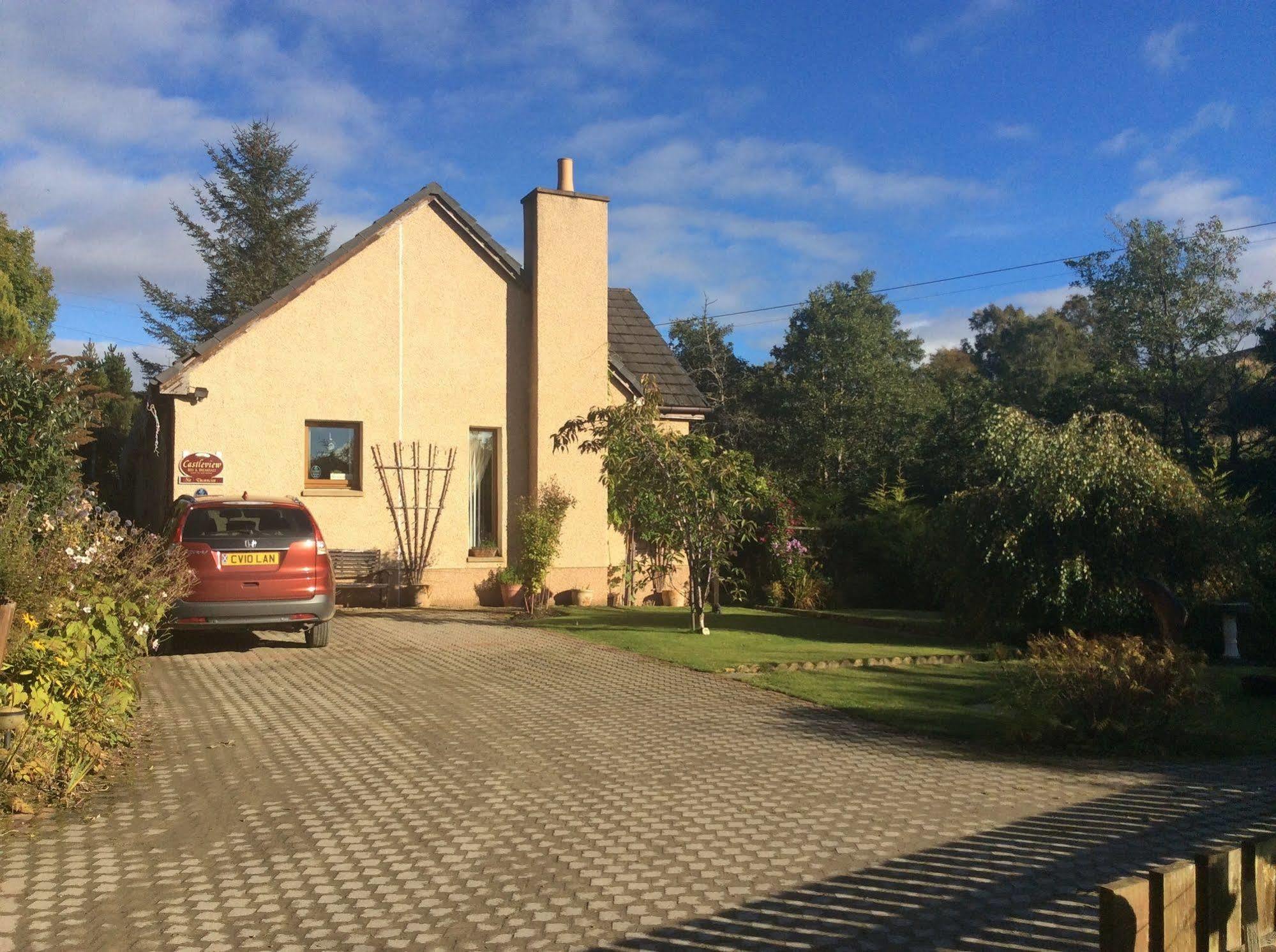 Castleview Bed & Breakfast Dufftown Buitenkant foto